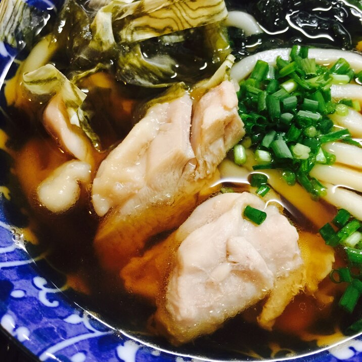 ガッツリだけどさっぱり味☆ボリューム鶏肉うどん